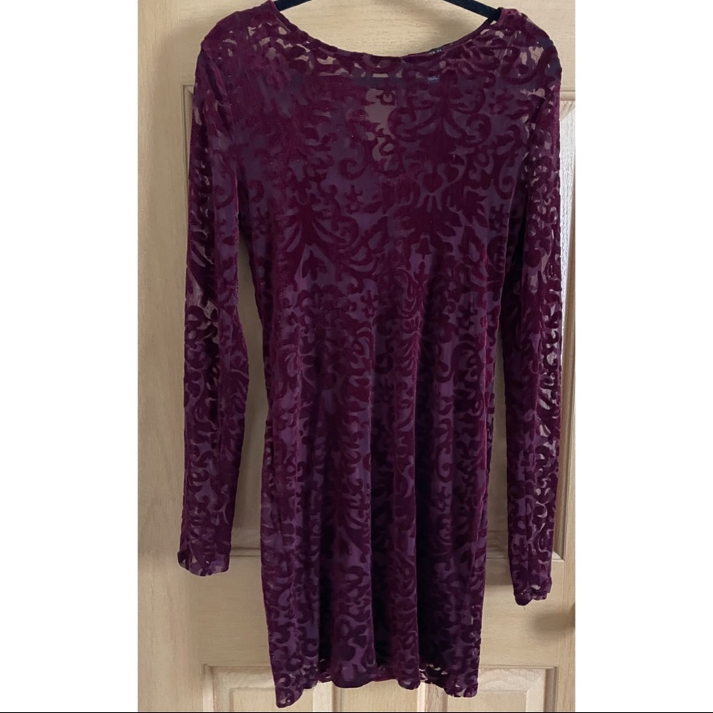 Forever 21 Velvety Lace Bodycon Dress